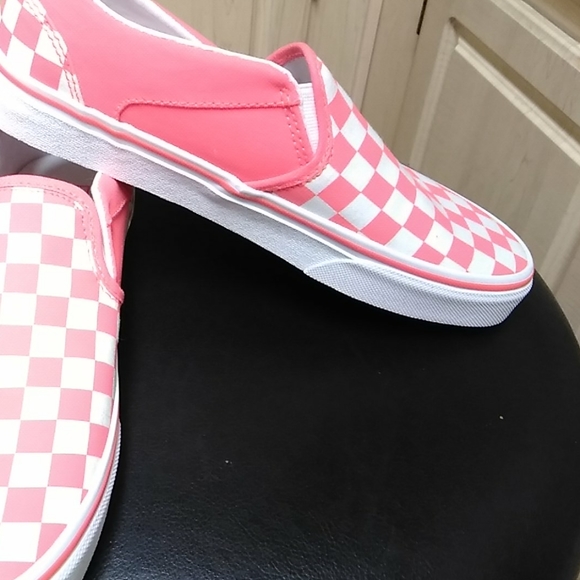 Womans sneakers.. - Picture 7 of 7